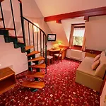 Park Hotell 3*