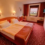 Hotell Park Prŭhonice