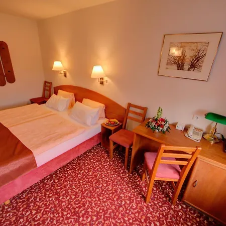 Szálloda Park Prŭhonice